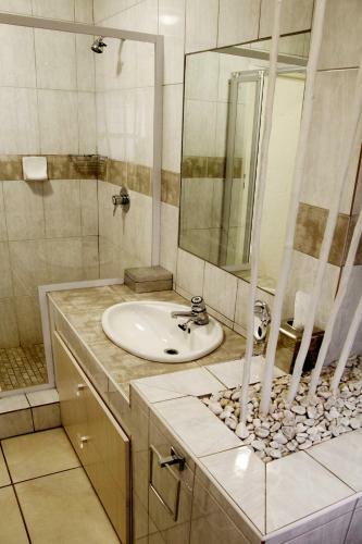 Hostal Opikopi Guest House