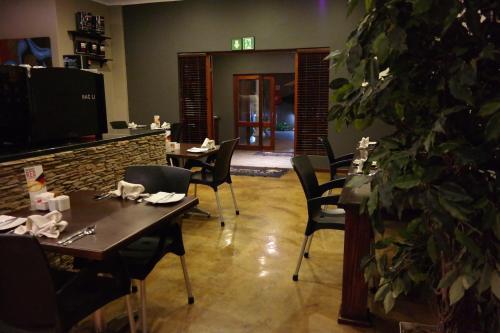 Hostal About Guest Lodge