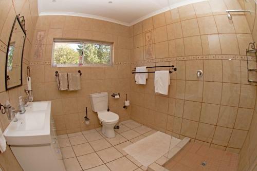 Hostal Wayfarers Guest House