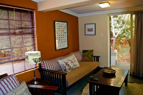 Khayamanzi Bed And Breakfast