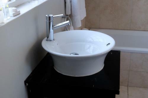 Hostal Constantia White Lodge Guest House