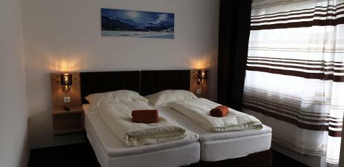 Hostal Haus Kira