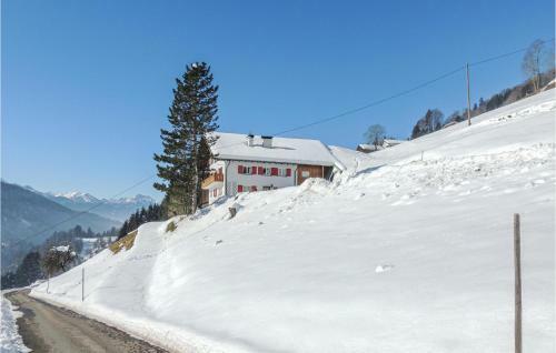 Beautiful Apartment In Blons W/