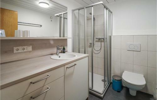 Beautiful Apartment In Blons W/