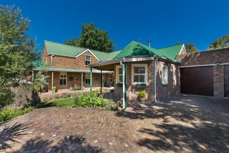 Rustic Manor Bed And Breakfast