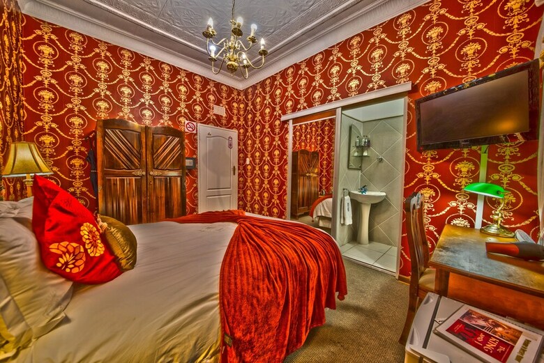Hostal Dersley Manor