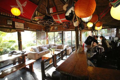 Saltycrax Backpackers And Surf Hostel