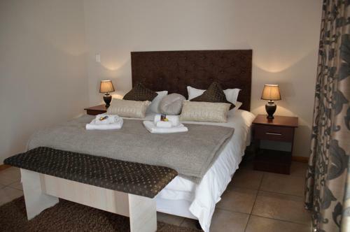 Hostal Two Bells Guest House