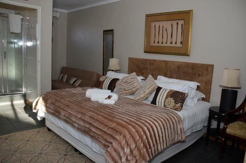 Hostal Two Bells Guest House