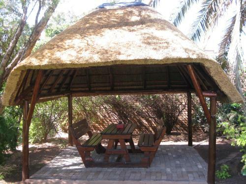 Hotel Aero Guest Lodge