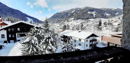Family Apartment Enzian Top 9