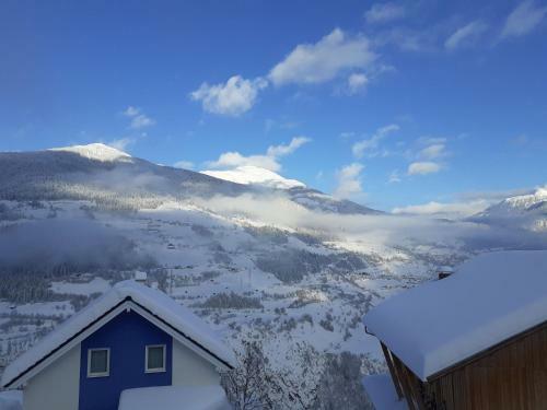 Alpine Apartment In Landeck With Balcony