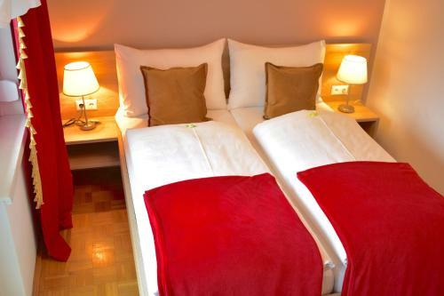 Hotel J�gerhof W�rthersee