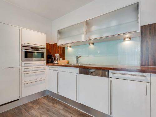 Elegant Apartment In Leogang With Ski Storage