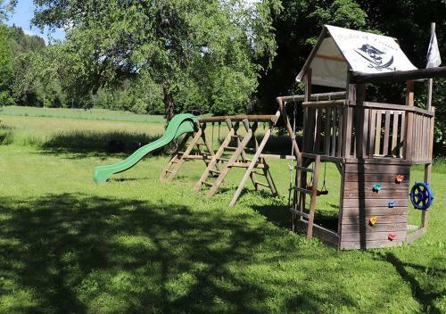 Hostal Pension Leano