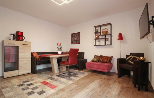 Nice Apartment In Saalfelden With 2 Bedrooms