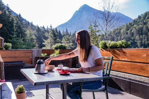 Bed & Breakfast Hotel Garni Isarlodge Wiesenhof