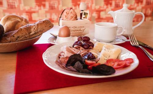 Bed & Breakfast Hotel Garni Isarlodge Wiesenhof