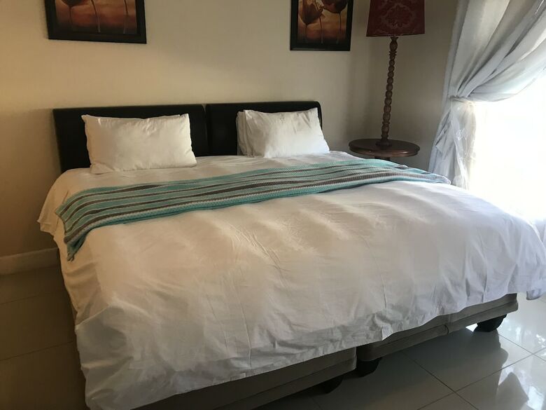 Hostal Blouberg Manor
