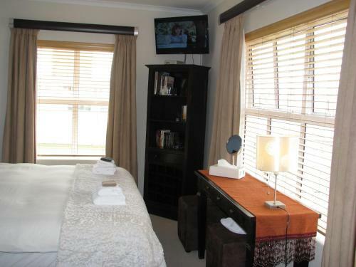 18 On Coral Apartment