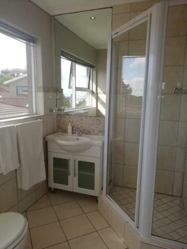 Hostal Maroela House Guest Accommodation