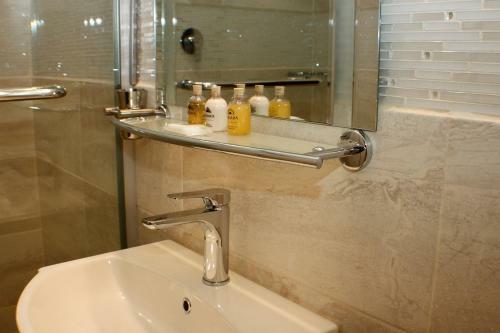 Apartamentos Keret Accommodation