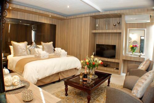 Apartamentos Keret Accommodation