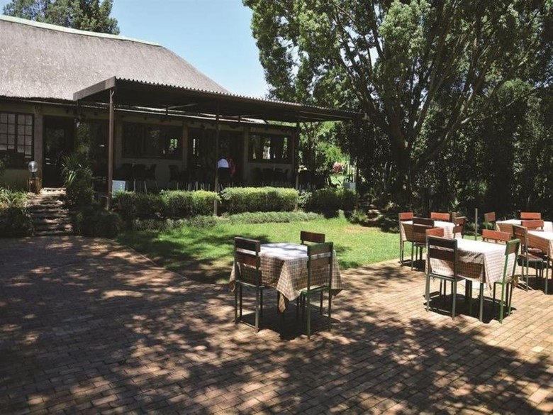 Hotel Gooderson Monks Cowl Golf Resort
