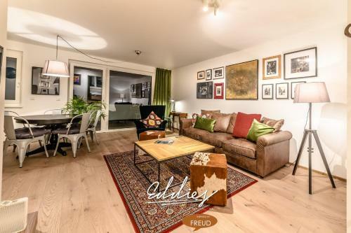 Eddie?s Design Apartments