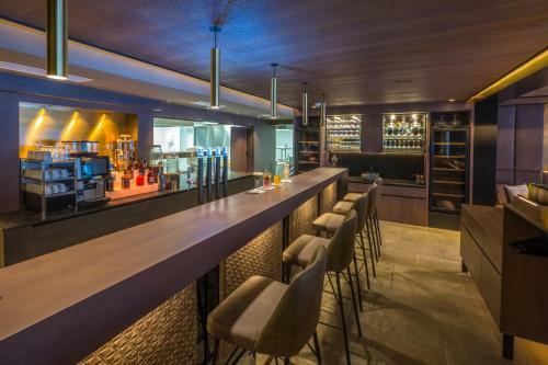 Apartamento Vier Studios & Restaurant