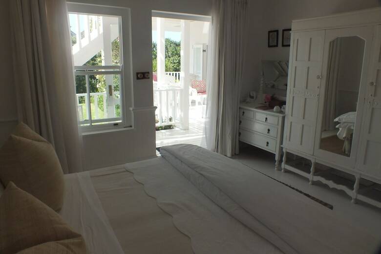 Hostal Southern Cross Beach House