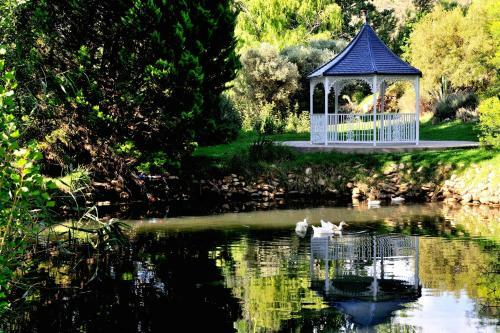 Hostal Mymering Guest House