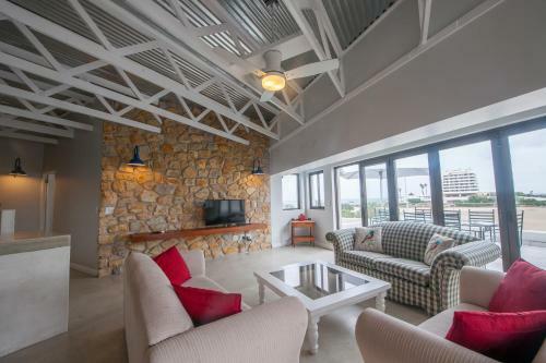 Bed & Breakfast Plett Beachfront Accommodation