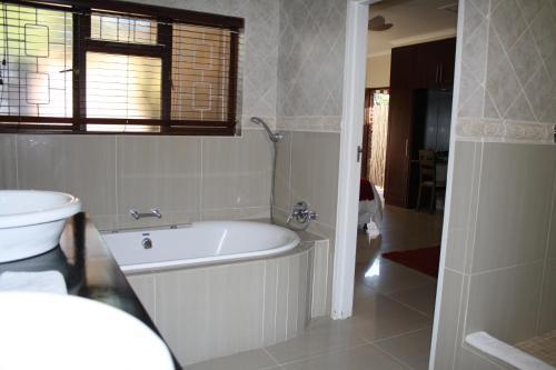 Bed & Breakfast Ohannas Bnb & Self Catering