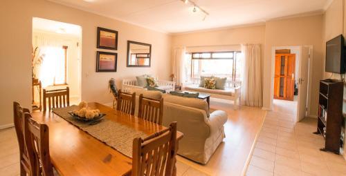 Bed & Breakfast Ohannas Bnb & Self Catering