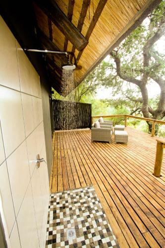 Elephant Plains Game Lodge