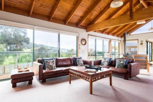 *new Listing* Jugar House - Space For Everyone!