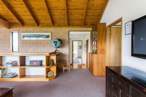 *new Listing* Jugar House - Space For Everyone!
