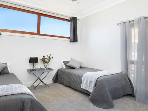Advilla - Stylish, Charming And Central Location