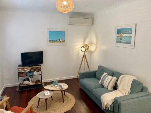 Yaringa Cottage...by The Sea