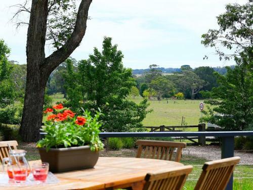 Duncraig House - Open Fireplace, Spa, Pet Friendly