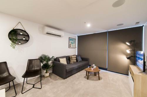 "mid Night" Apartment Canberra City Onsite Parking