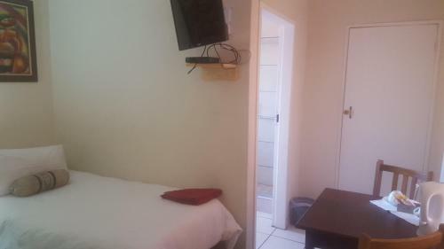 Hostal African Sky Guest House