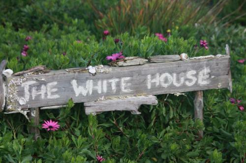 The White House Beach Villa