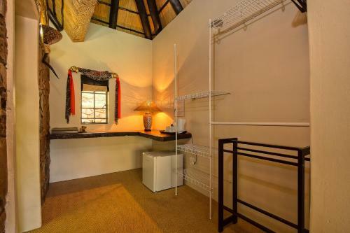 Bed & Breakfast Ehlathini Lodge