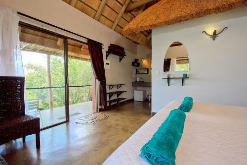Bed & Breakfast Ehlathini Lodge