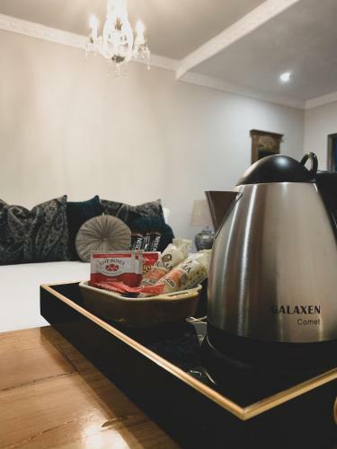 Hostal Danlee Overnight Accommodation