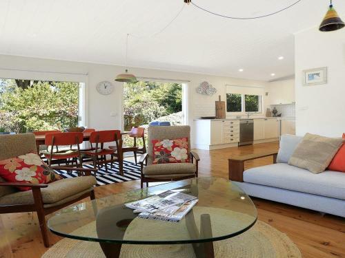 Poppy Cottage-delightful Pet Friendly Weatherboard