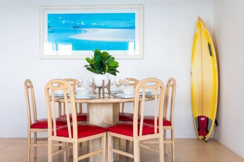 3 Bedroom Apartment - Panoramic Ocean Views