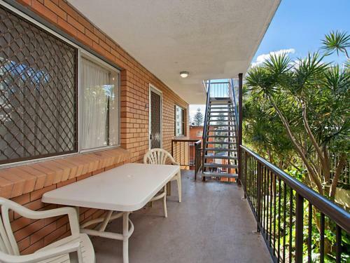 Apartamento Como Unit 5 - Good Value 2 Bedroom Unit